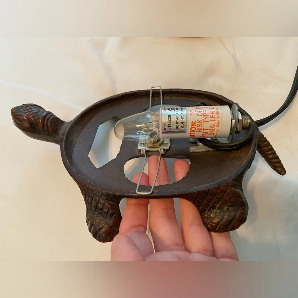 METAL AMBER TURTLE LAMP - Picture 4 of 14